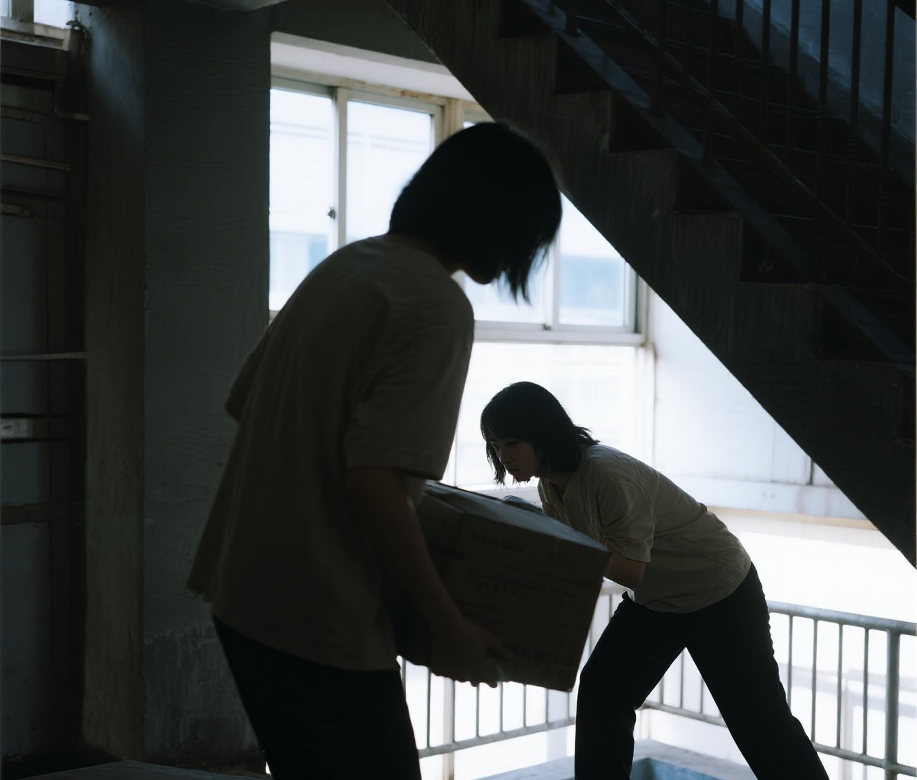 房东把房间钥匙给到租客